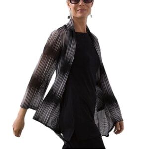 Chico’s Travelers™ Collection Wheat Mesh Cardigan in Black White Size 1